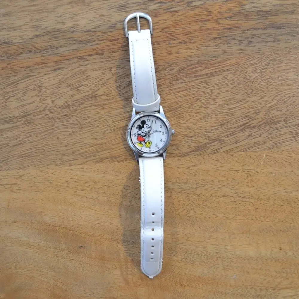Disney Micky Mouse Wrist Watch White Silver MK1109
